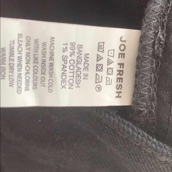 Cropped Black Jeans - Picture 4 of 6